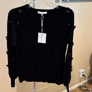 Sioni Black Button-Accent Sweatshirt
